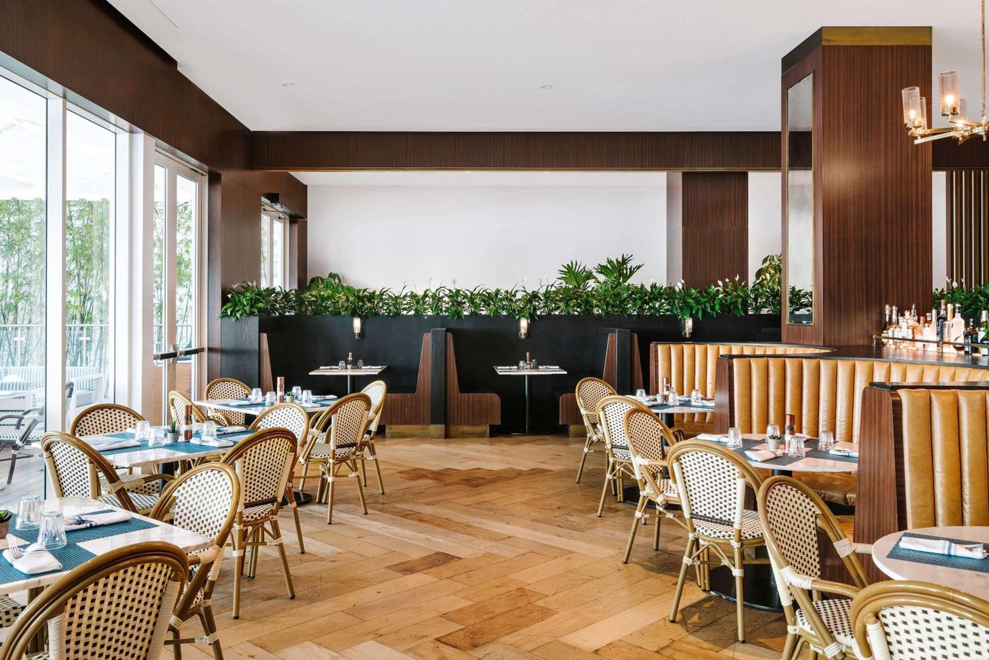 노틸러스 바이 알로 호텔 마이애미 비치 외부 사진 The interior of the restaurant